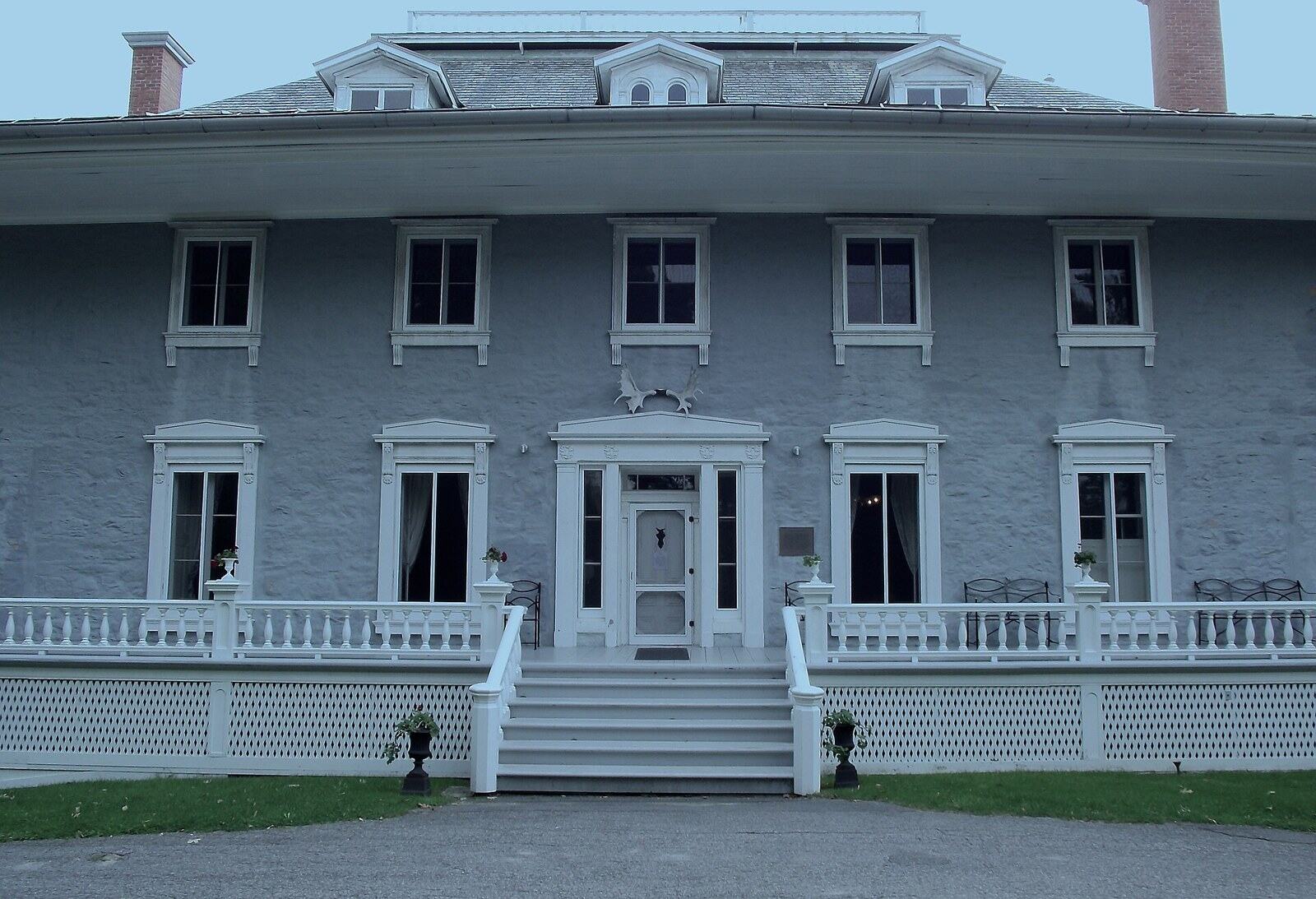 Manoir Papineau 国家历史遗址