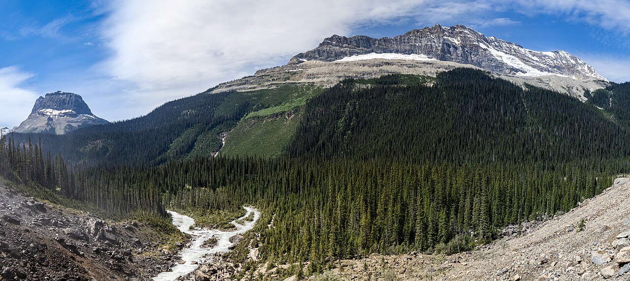 Takakkaw Falls